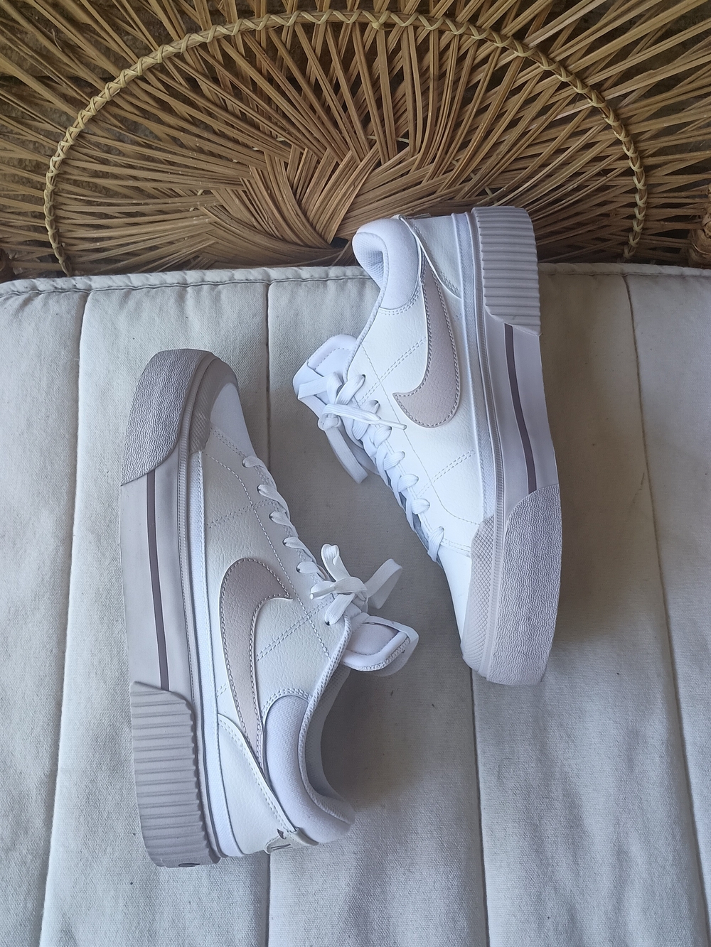Nike Women's White Low-Top Sneakers_10